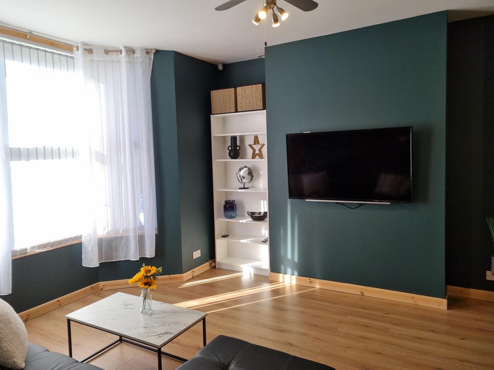 Anfield Luxe Retreat - Stylish Stay With Parking - Steps From Stadium - Short Drive To City Centre Λίβερπουλ Εξωτερικό φωτογραφία
