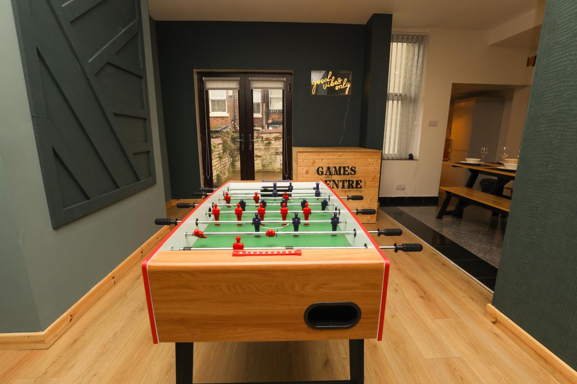 Anfield Luxe Retreat - Stylish Stay With Parking - Steps From Stadium - Short Drive To City Centre Λίβερπουλ Εξωτερικό φωτογραφία