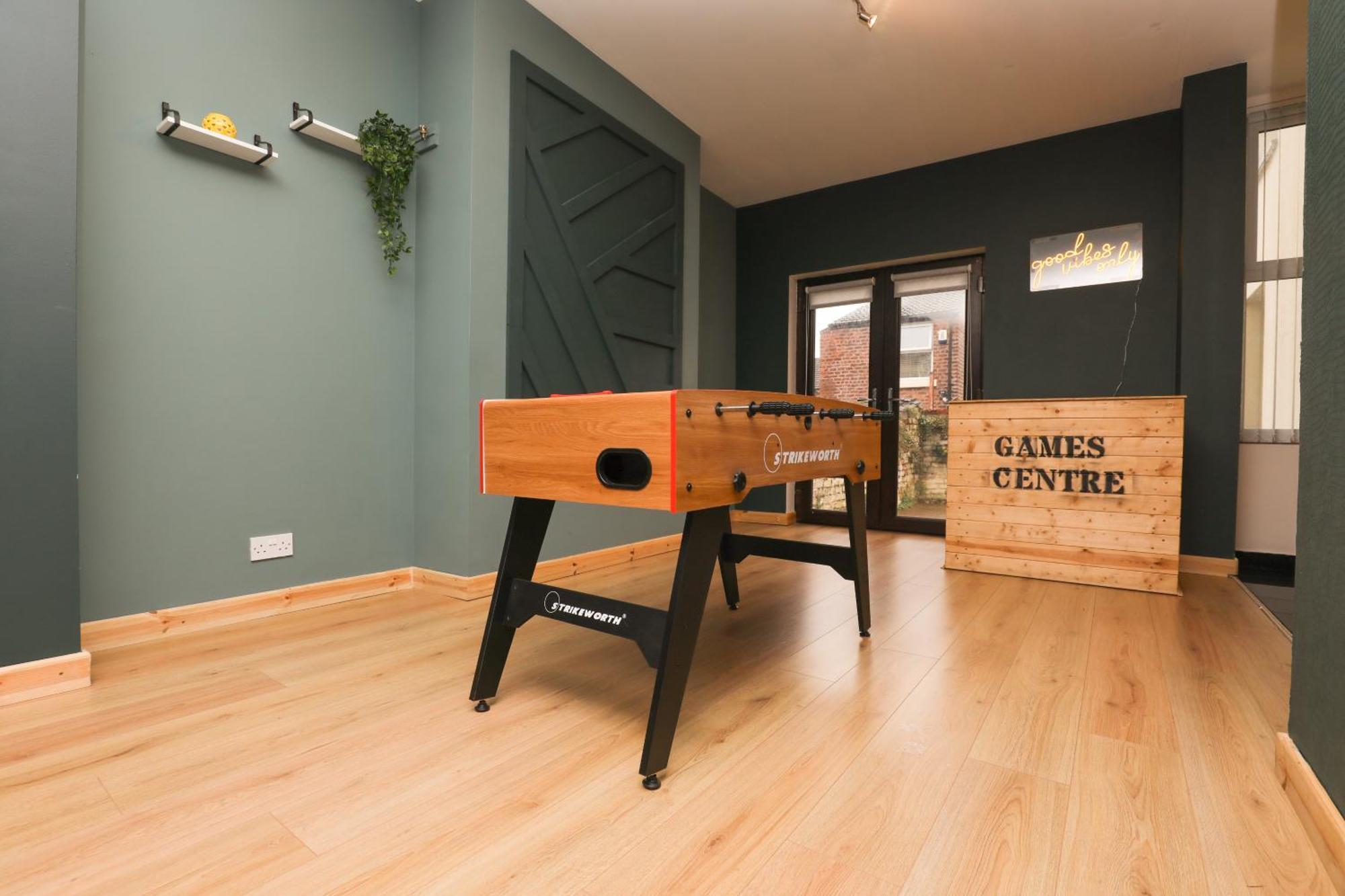 Anfield Luxe Retreat - Stylish Stay With Parking - Steps From Stadium - Short Drive To City Centre Λίβερπουλ Εξωτερικό φωτογραφία